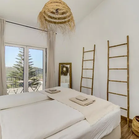 ホステル Ocean House - Next To Ribeira D'ilhas Surf