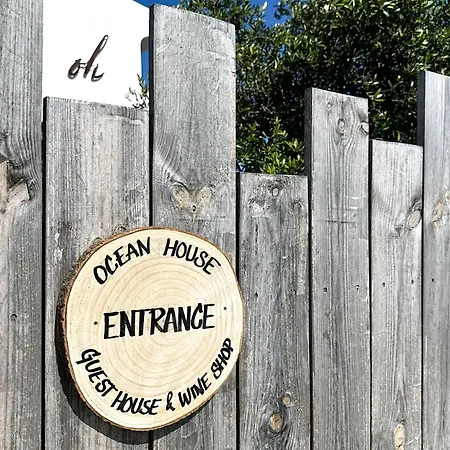 ホステル Ocean House - Next To Ribeira D'ilhas Surf エリセイラ