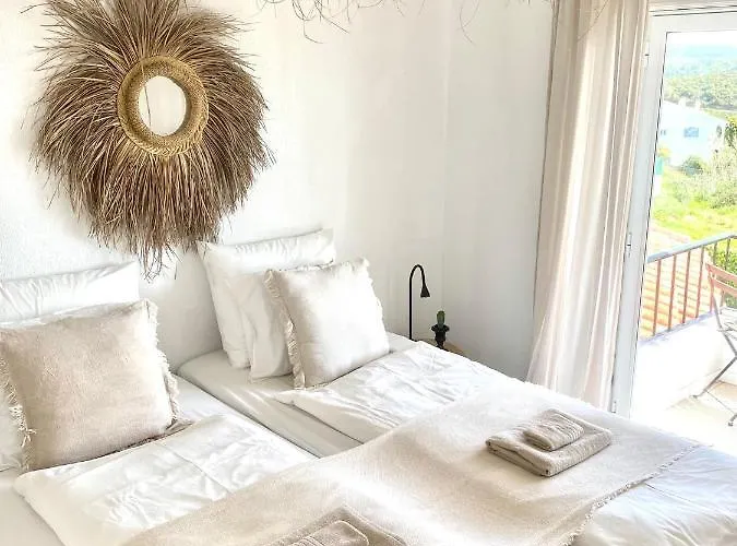 Ocean House - Next To Ribeira D'ilhas Surf *