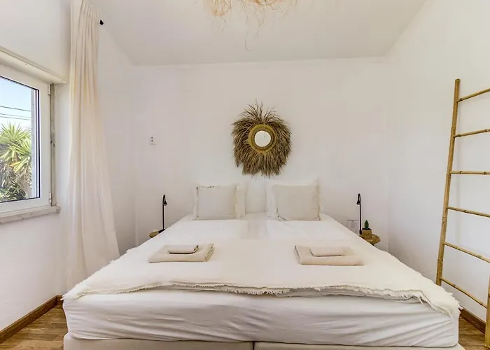 Ocean House - Next To Ribeira D'ilhas Surf *