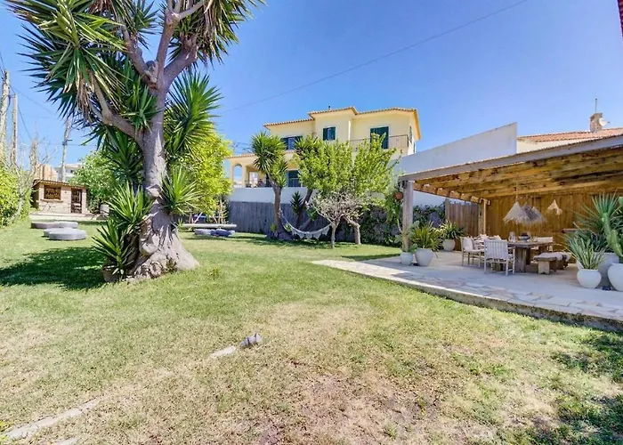 אכסניה Ocean House - Next To Ribeira D'ilhas Surf *