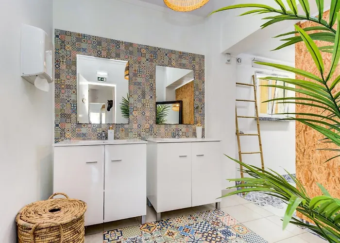 אכסניה Ocean House - Next To Ribeira D'ilhas Surf אריסרייה