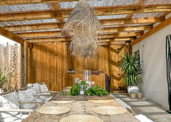 Ocean House - Next To Ribeira D'ilhas Surf אכסניה אריסרייה